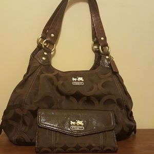 Coach purse/wallet